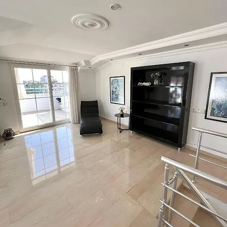 Waterfall Luxury 3+2 * Alanya